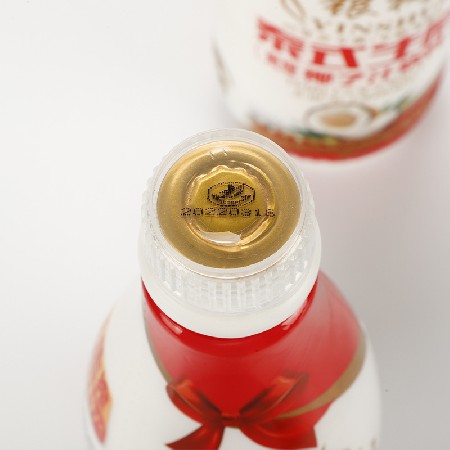 源頭廠家批發銀樹鮮榨系列清新口感椰子汁 6瓶裝1.25L濃郁椰子汁